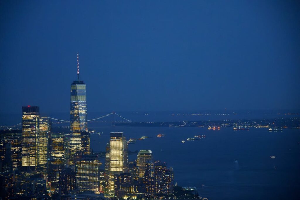 free-photo-of-new-york-cityscape-and-sea-at-dusk
