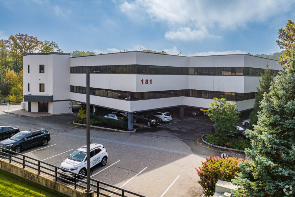 Discover the benefits and considerations of choosing a virtual office in Parsippany, NJ.