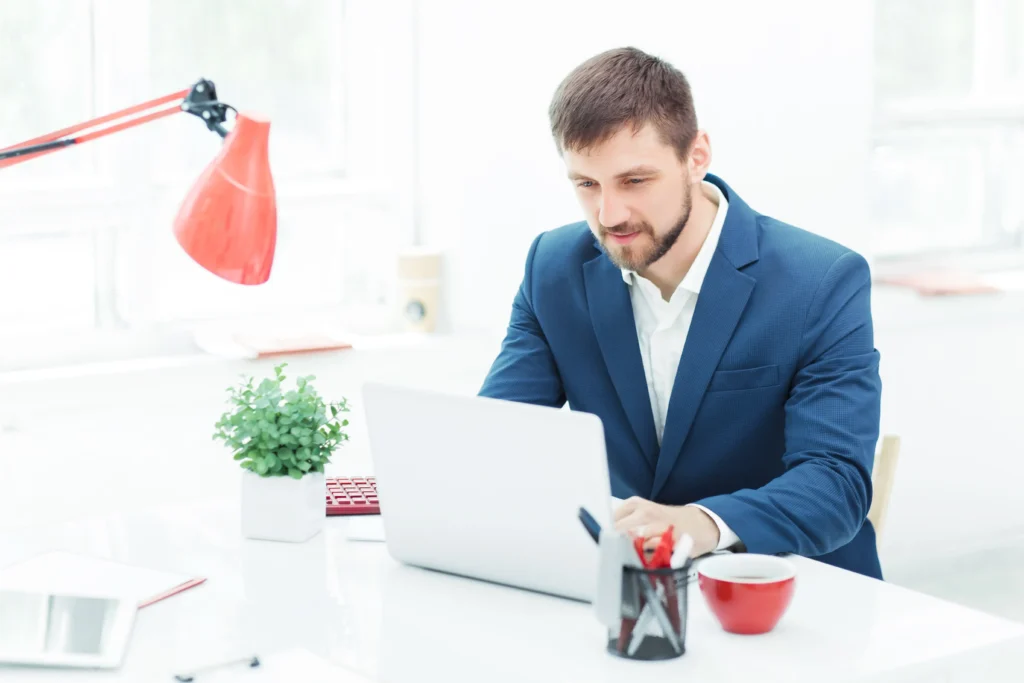 Discover the morning routines and strategies that propel top CEOs to success.